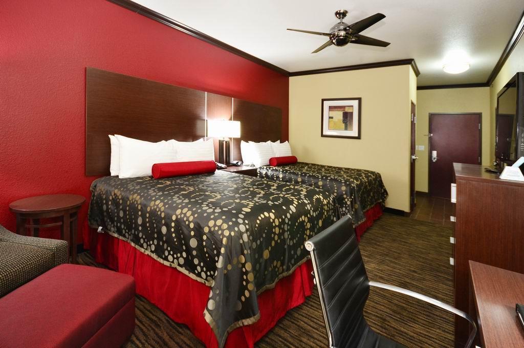 Best Western Plus Classic Inn And Suites Center Zewnętrze zdjęcie