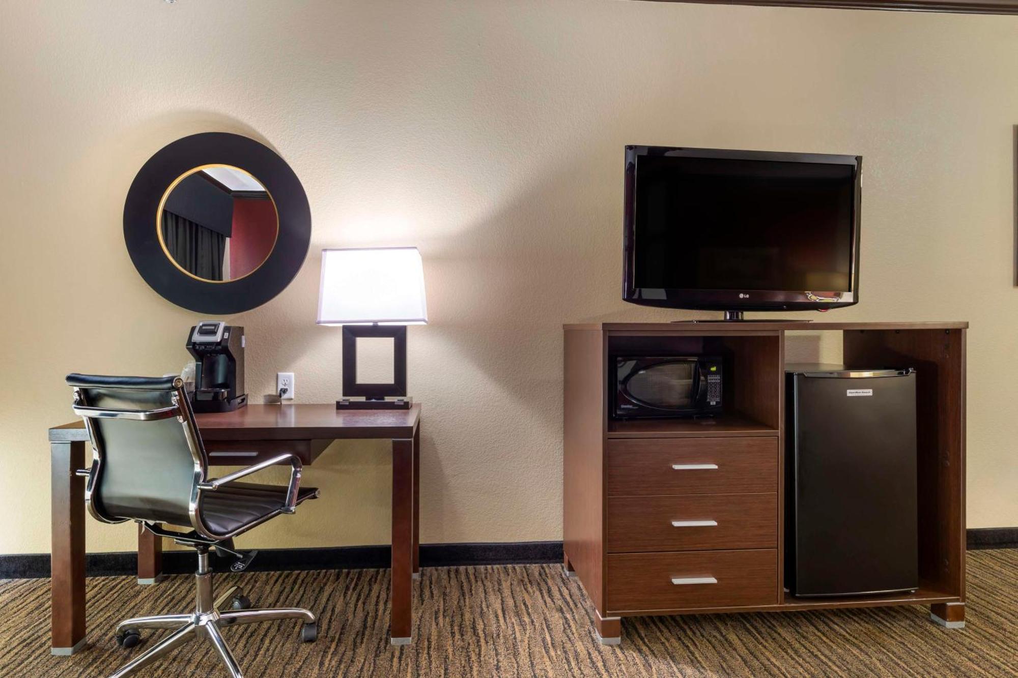 Best Western Plus Classic Inn And Suites Center Zewnętrze zdjęcie