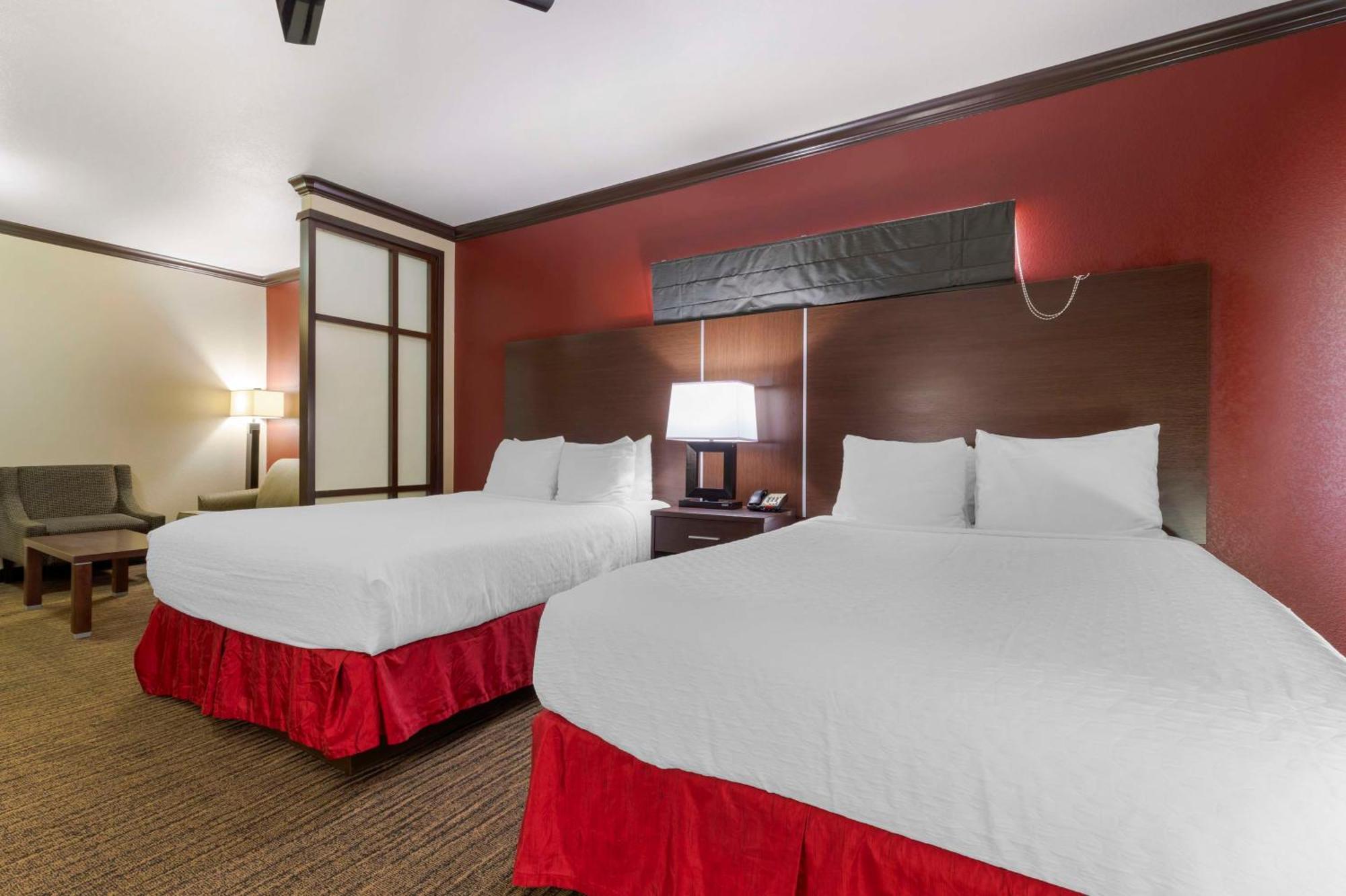 Best Western Plus Classic Inn And Suites Center Zewnętrze zdjęcie