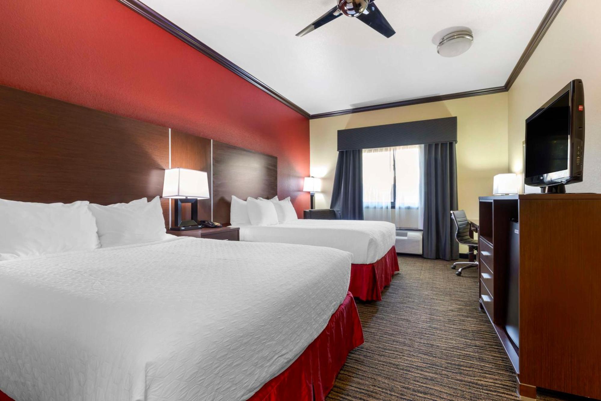 Best Western Plus Classic Inn And Suites Center Zewnętrze zdjęcie